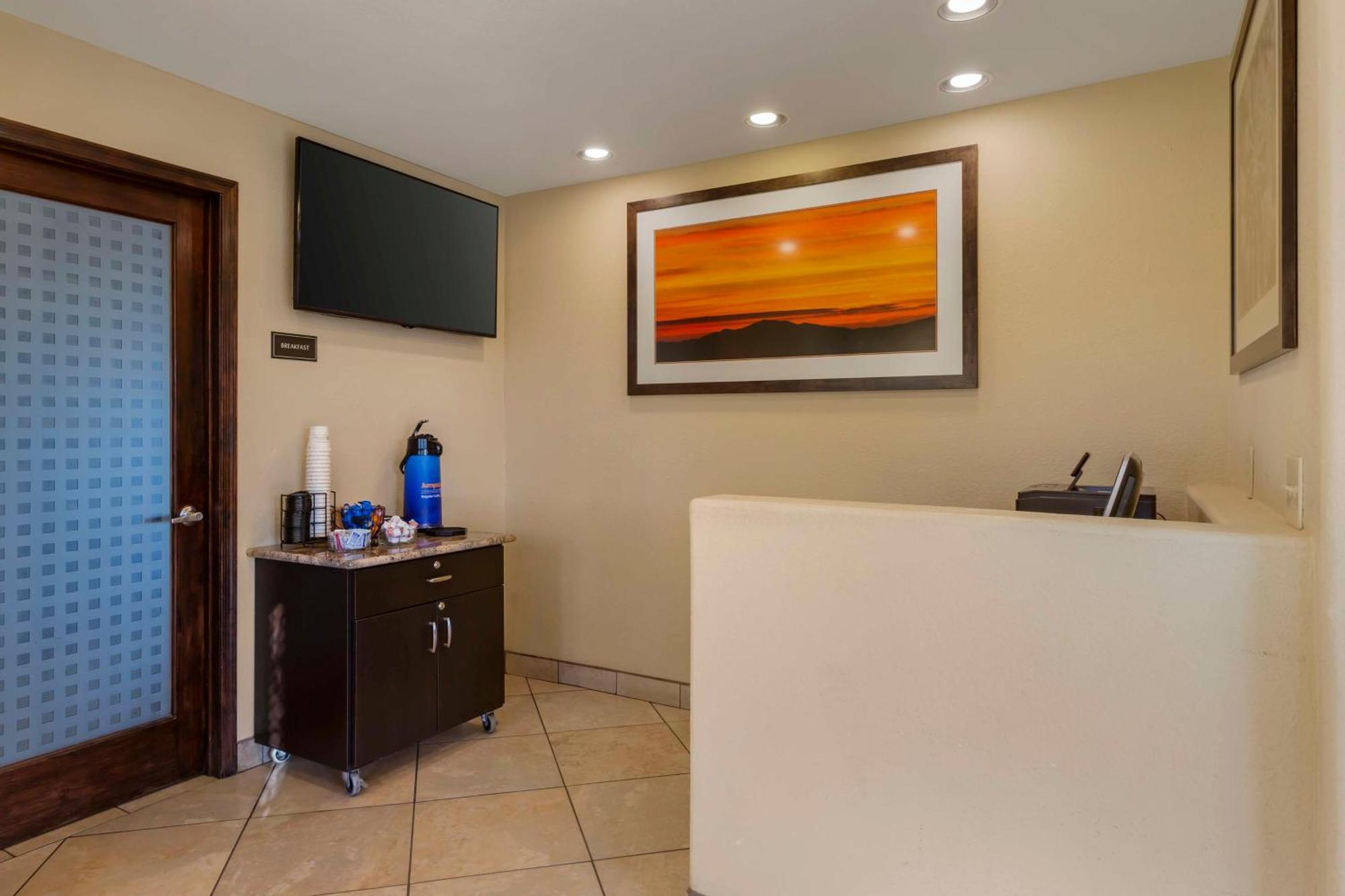 Best Western Desert Inn Safford Екстериор снимка